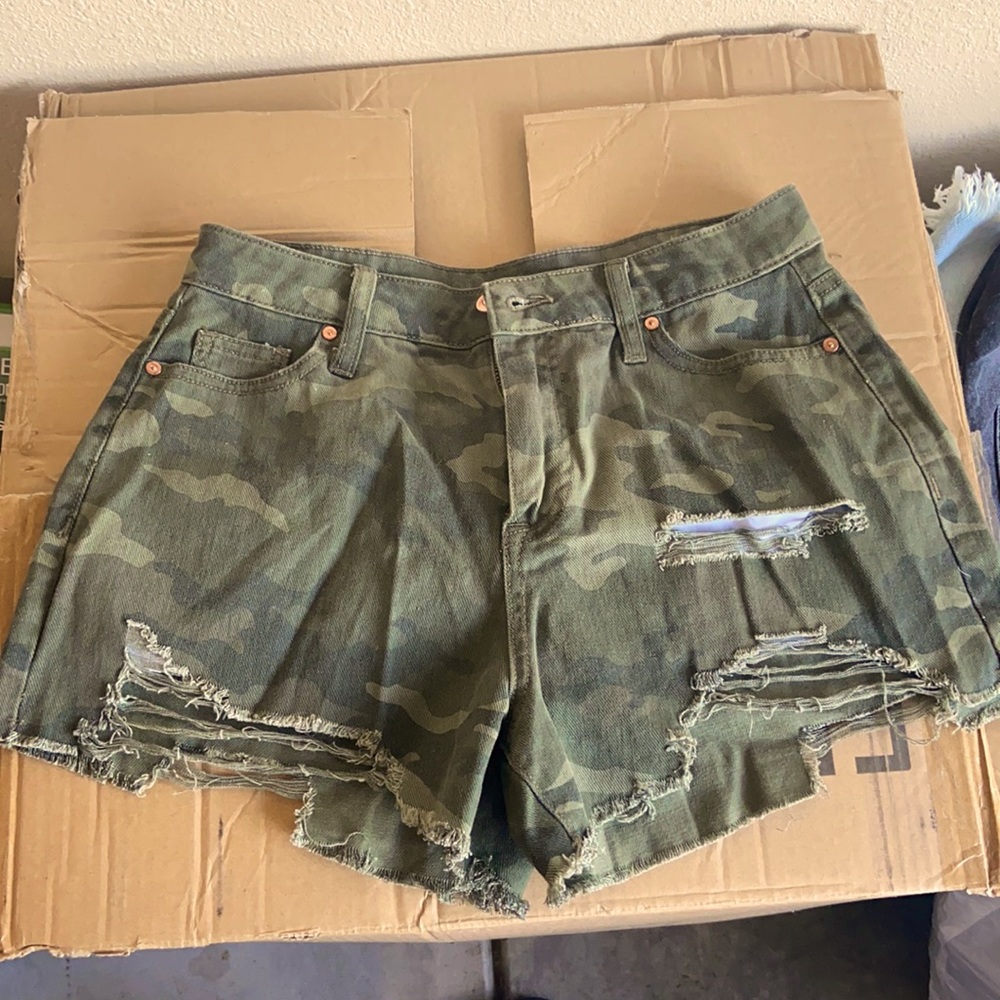 Two size 5 and one size 3